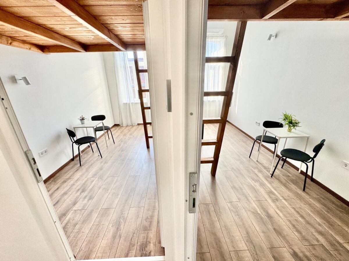 K87 Renovated 6br Apartment *